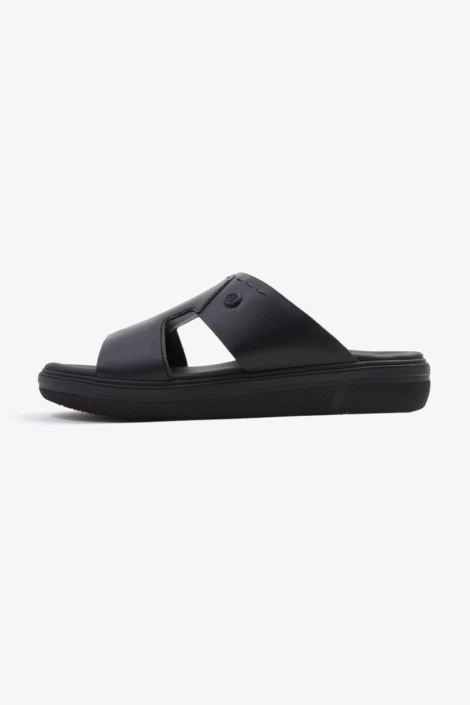UOMO CAVALIER SLIP-ON DESIGN MEN SANDALS BLACK - Seventy7