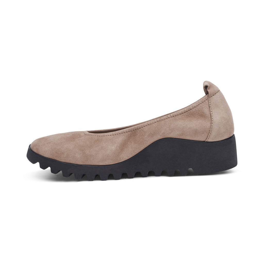 Brianna Ballet Women Flats Taupe