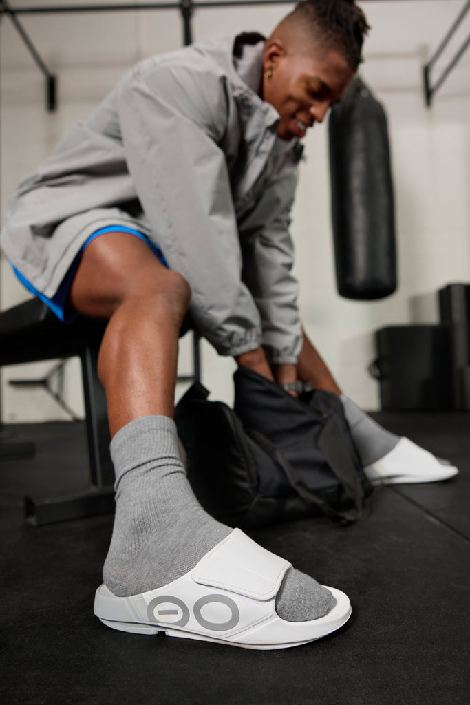 OOFOS UNISEX OOAHH SANDALS - SMOKE RALLY - Sole Therapy