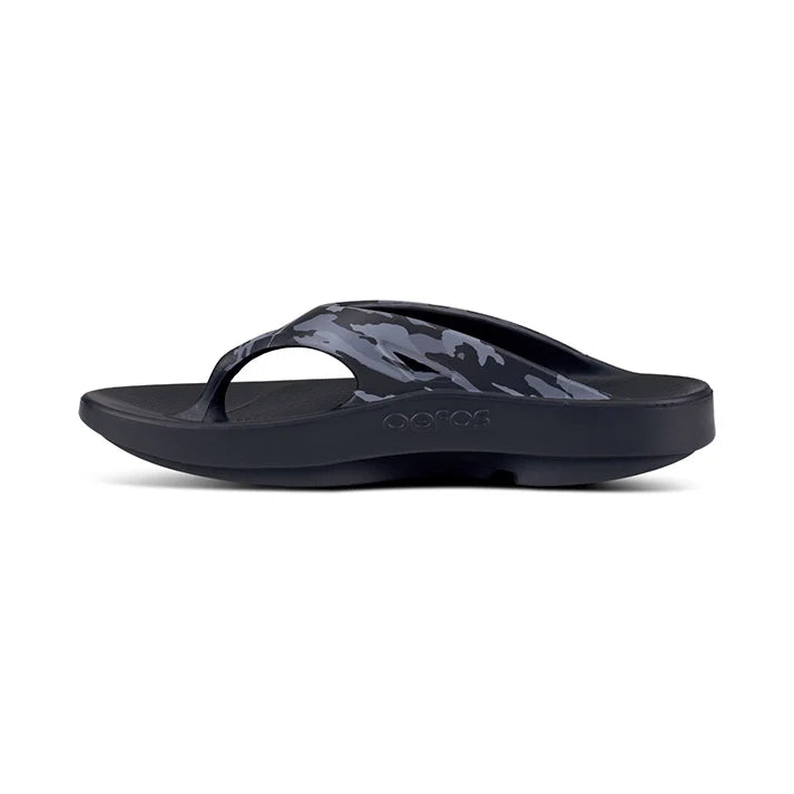 OOFOS UNISEX OORIGINAL SPORT SANDAL - BLACK WATER CAMO - Sole Therapy