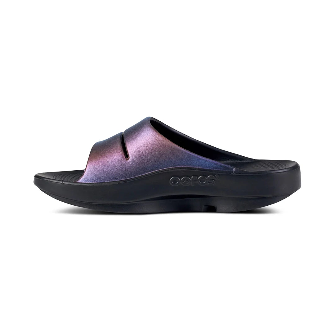 OOFOS WOMEN'S LUXE SLIDE SANDALS - MIDNIGHT SPECTRE - Sole Therapy