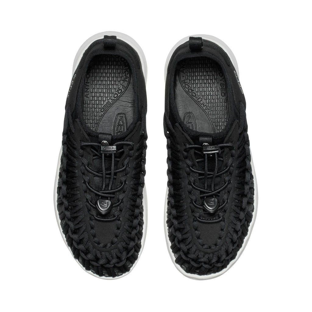 WOMEN UNEEK O3 FLAT SANDALS BLACK /STAR WHITE - Sole Therapy