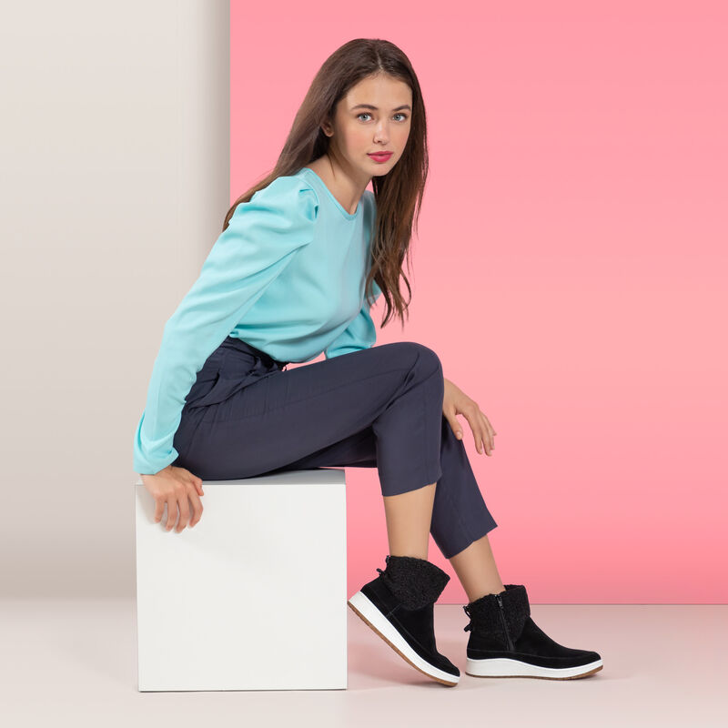 Winnie Shearling Women Boots Black - Sole Therapy